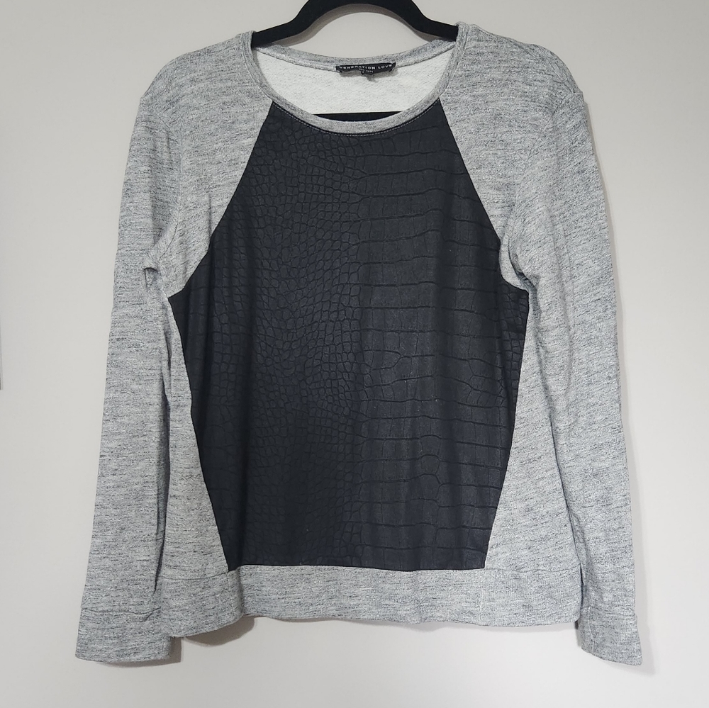 Long Sleeve Shirt sz small